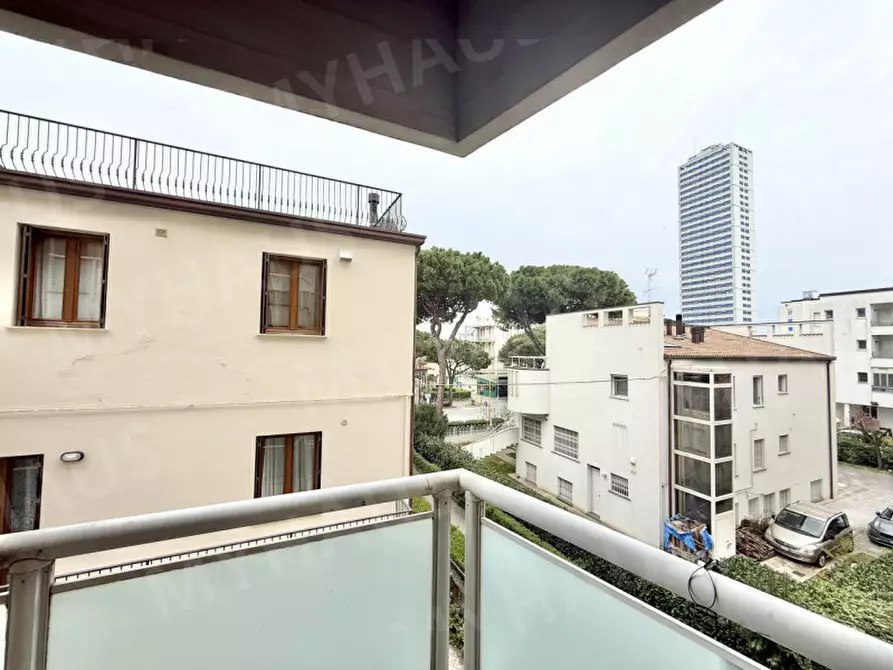 Immagine 14 di Appartamento in vendita  in Viale dei Mille, 31 a Cesenatico