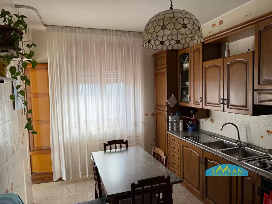 Immagine 1 di Appartamento in vendita  in Via Napoli a Ceglie Messapico