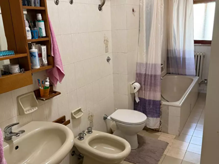 Immagine 9 di Appartamento in vendita  in Via Napoli a Ceglie Messapico