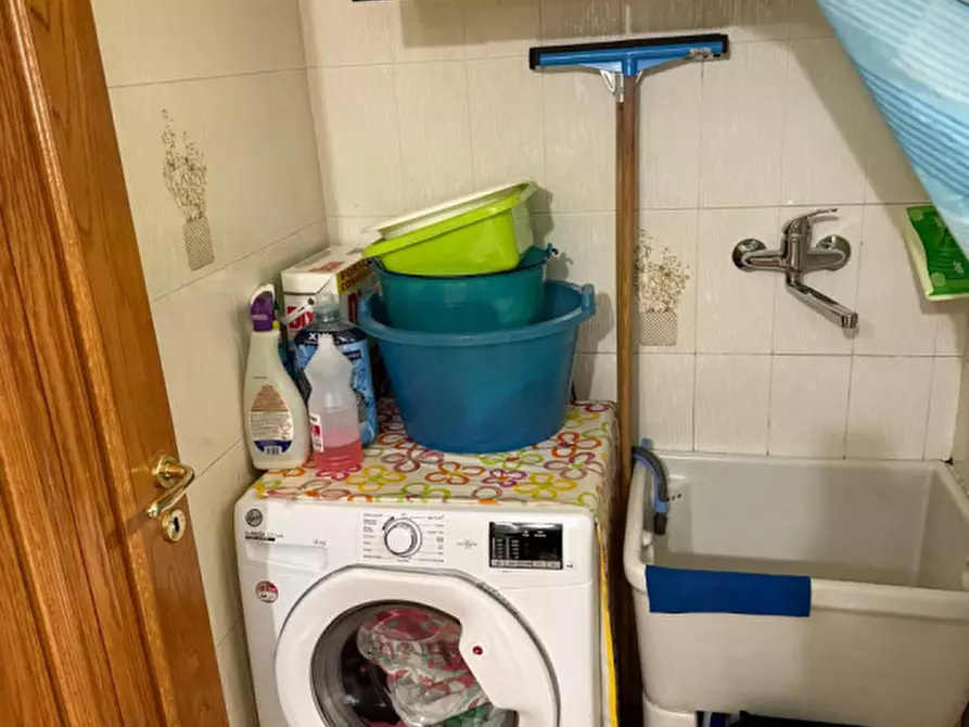 Immagine 10 di Appartamento in vendita  in Via Napoli a Ceglie Messapico