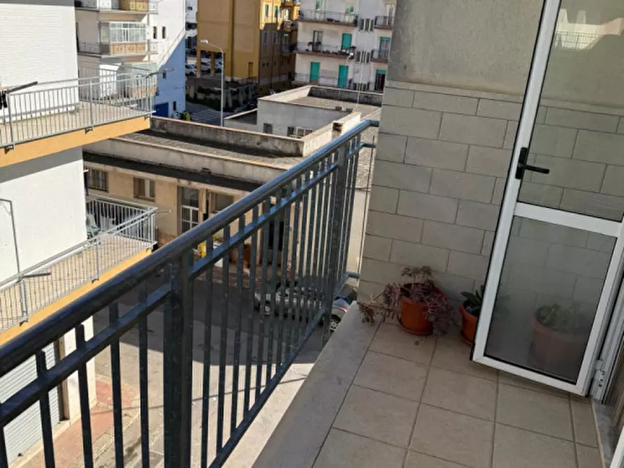 Immagine 16 di Appartamento in vendita  in Via Napoli a Ceglie Messapico