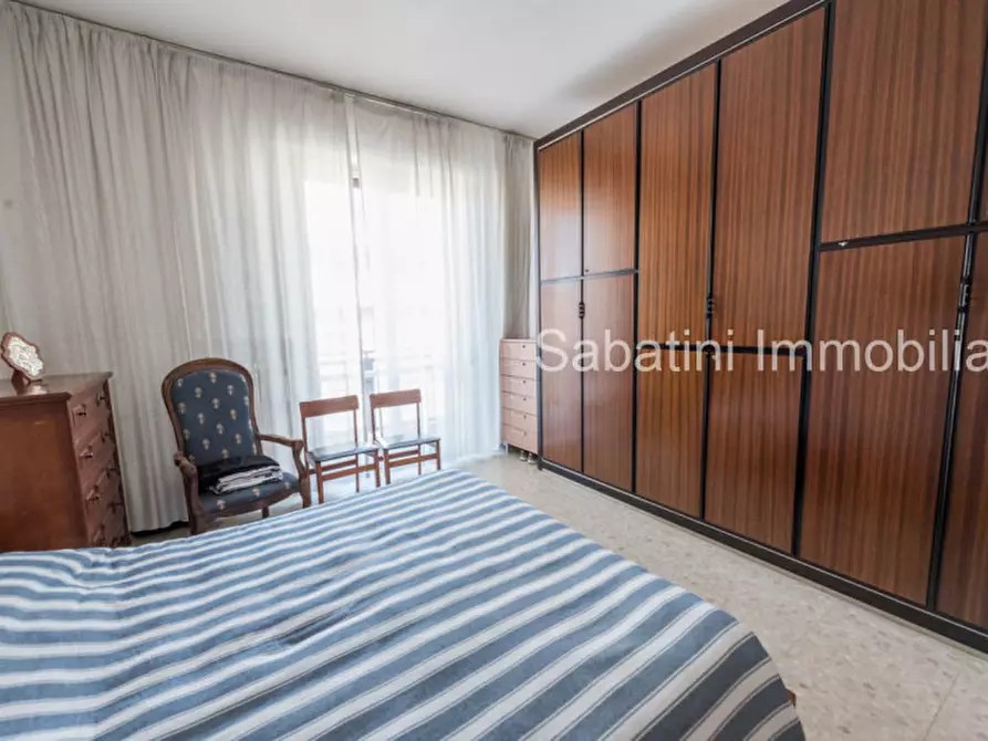 Immagine 21 di Appartamento in vendita  in Viale Marconi, 136 a Pescara