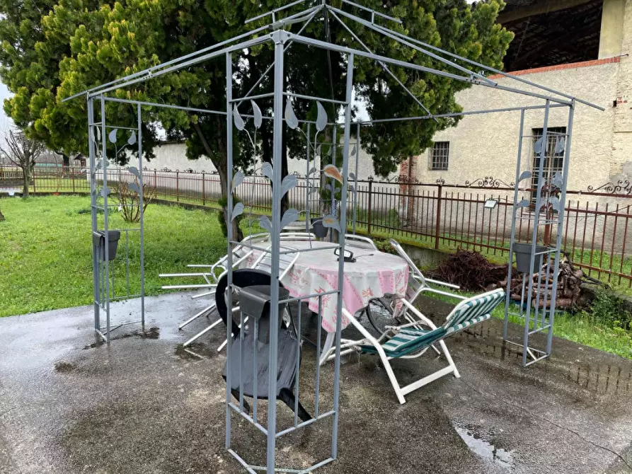 Immagine 9 di Casa bifamiliare in vendita  in Via Risorgimento a Castenedolo