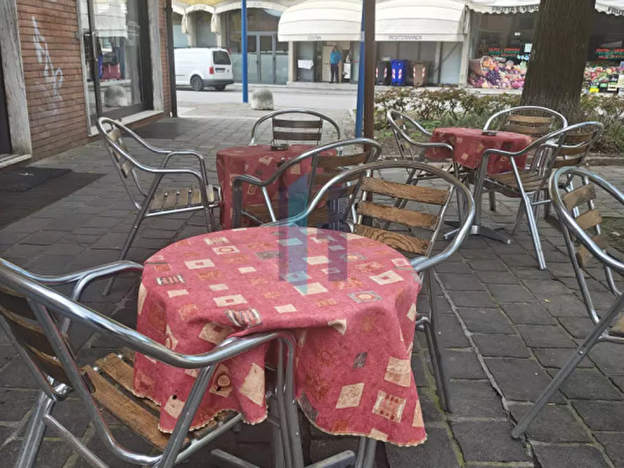 Immagine 3 di Attività commerciale in vendita  in Via della Chiesa a Brescia