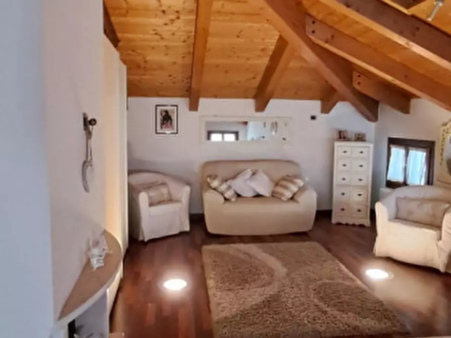 Immagine 5 di Casa bifamiliare in vendita  in via provinciale a Campo San Martino