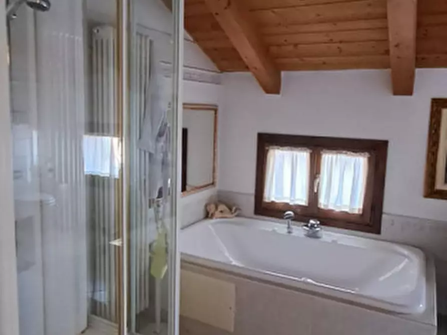 Immagine 21 di Casa bifamiliare in vendita  in via provinciale a Campo San Martino