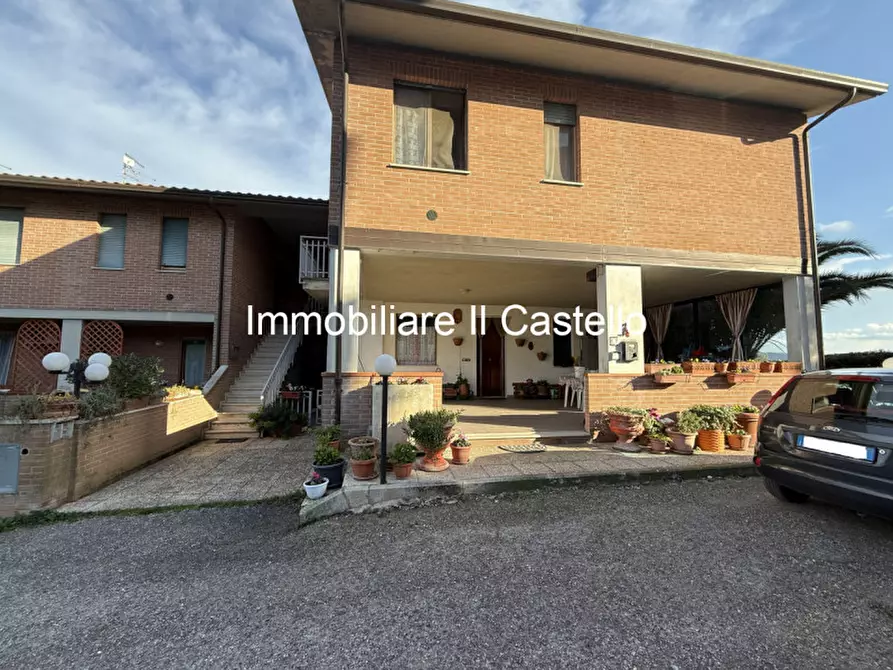 Immagine 21 di Appartamento in vendita  in Viale della Repubblica a Panicale