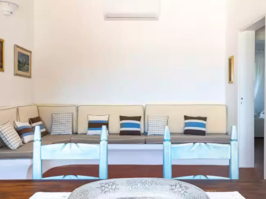 Immagine 6 di Villa in vendita  in Via Cala Girgolu a San Teodoro