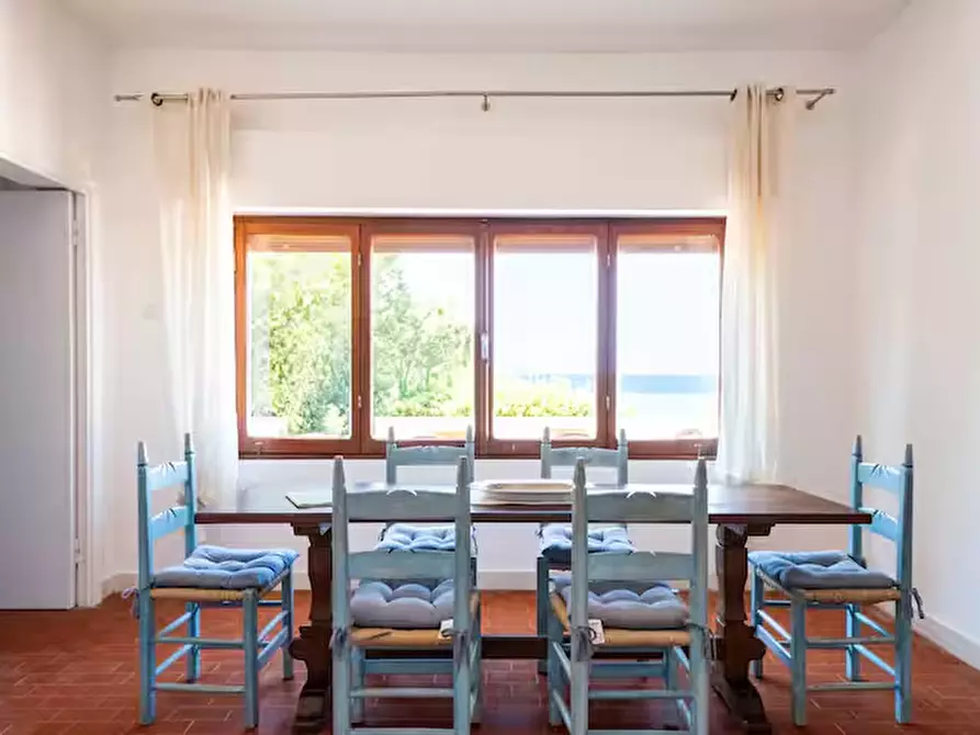 Immagine 7 di Villa in vendita  in Via Cala Girgolu a San Teodoro