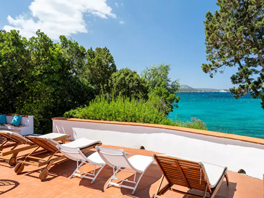 Immagine 27 di Villa in vendita  in Via Cala Girgolu a San Teodoro