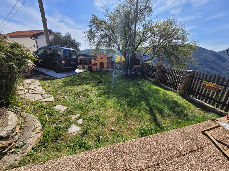 Immagine 10 di Appartamento in vendita  in via Cunio a Vado Ligure