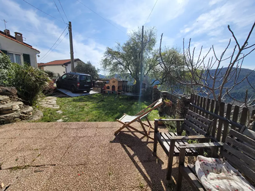 Immagine 12 di Appartamento in vendita  in via Cunio a Vado Ligure