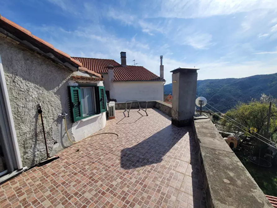 Immagine 17 di Appartamento in vendita  in via Cunio a Vado Ligure