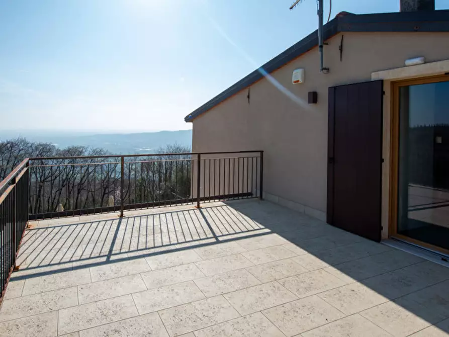 Immagine 26 di Casa indipendente in vendita  in Contrada Maroni 5 A a Verona