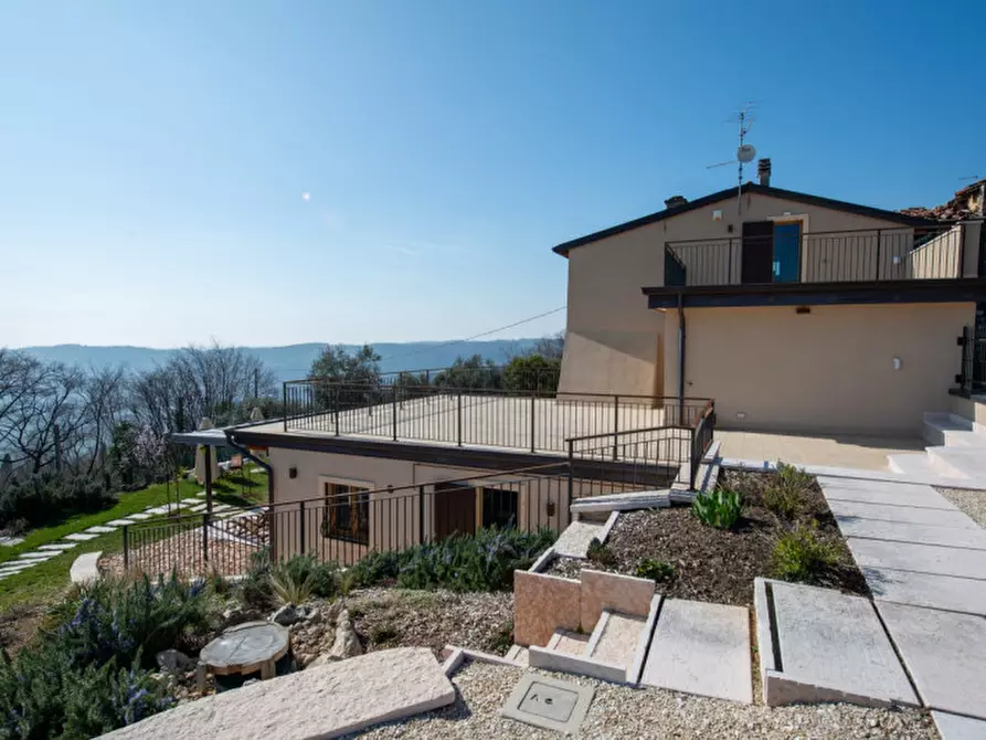 Immagine 27 di Casa indipendente in vendita  in Contrada Maroni 5 A a Verona