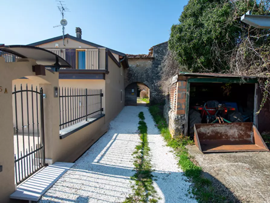 Immagine 34 di Casa indipendente in vendita  in Contrada Maroni 5 A a Verona