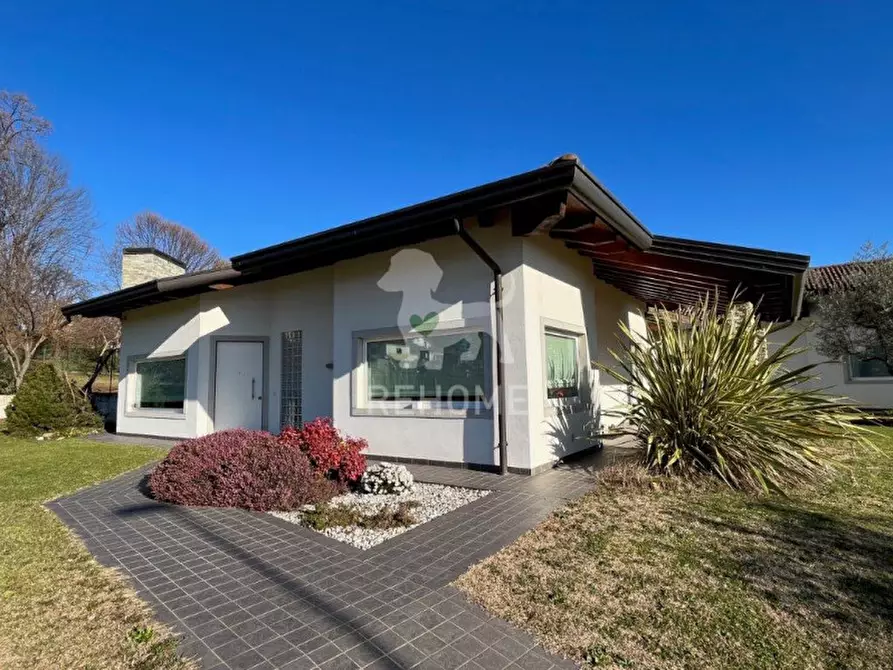 Immagine 3 di Villa in vendita  in Via Sante Patussi, 1 a Tricesimo