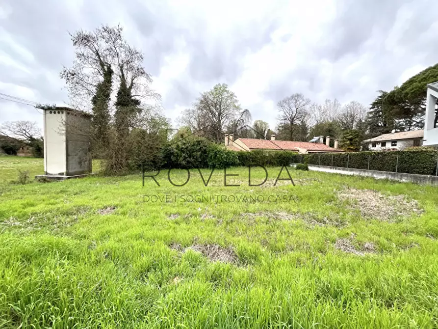 Immagine 1 di Terreno in vendita  in Via Galileo Galilei a Casier