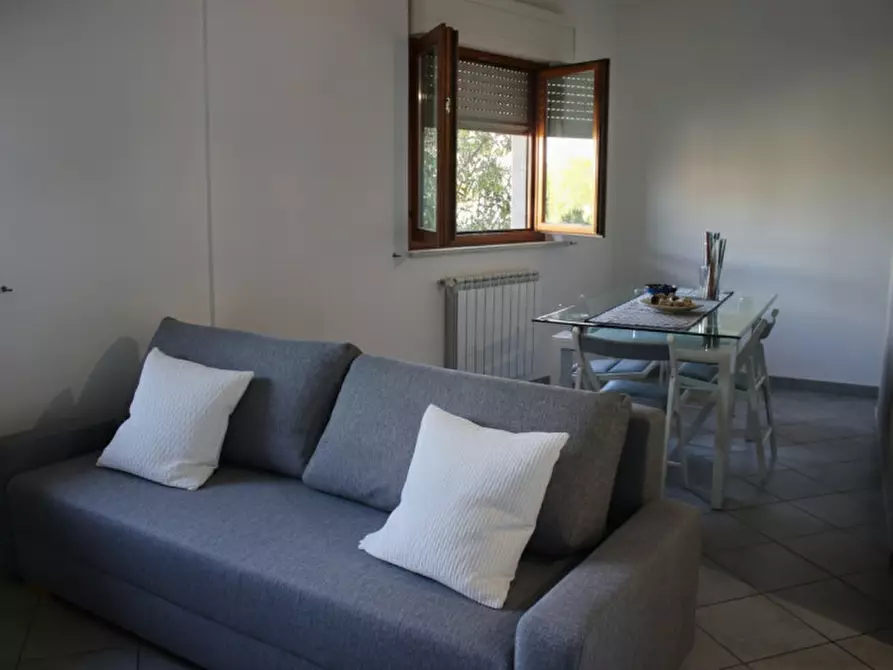 Immagine 6 di Appartamento in vendita  in via Santa Maria a Nettuno