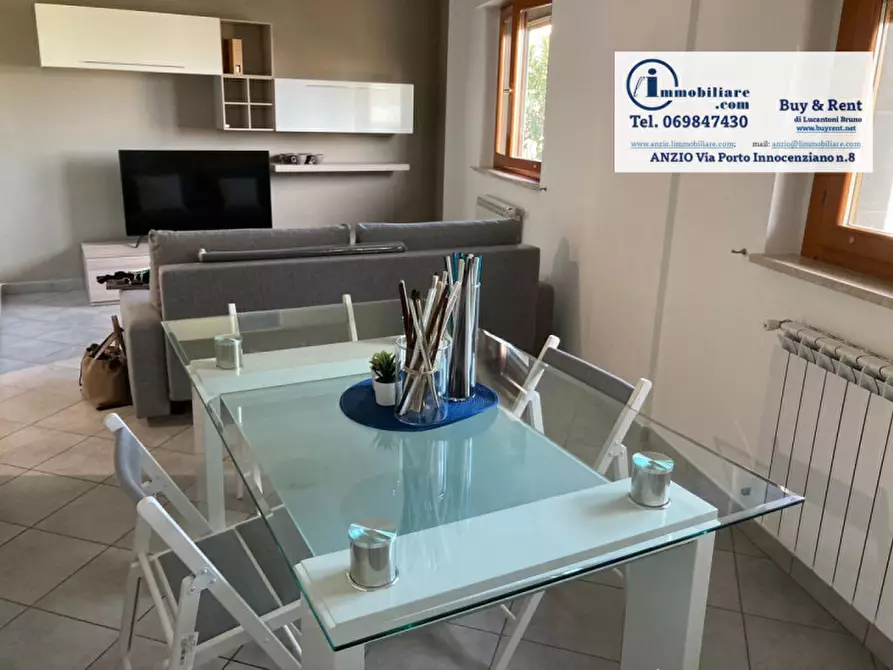Immagine 8 di Appartamento in vendita  in via Santa Maria a Nettuno