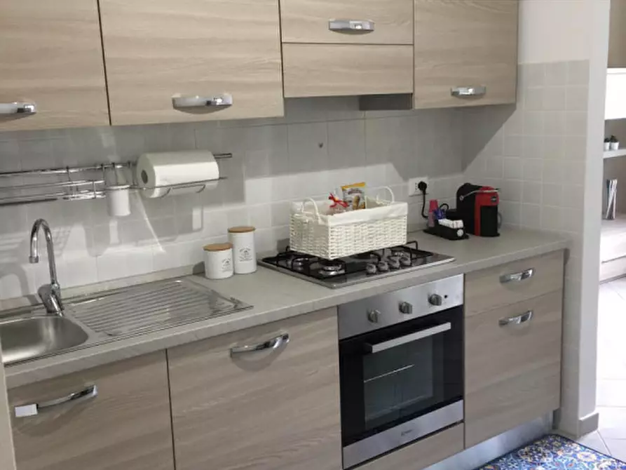 Immagine 15 di Appartamento in vendita  in via Santa Maria a Nettuno
