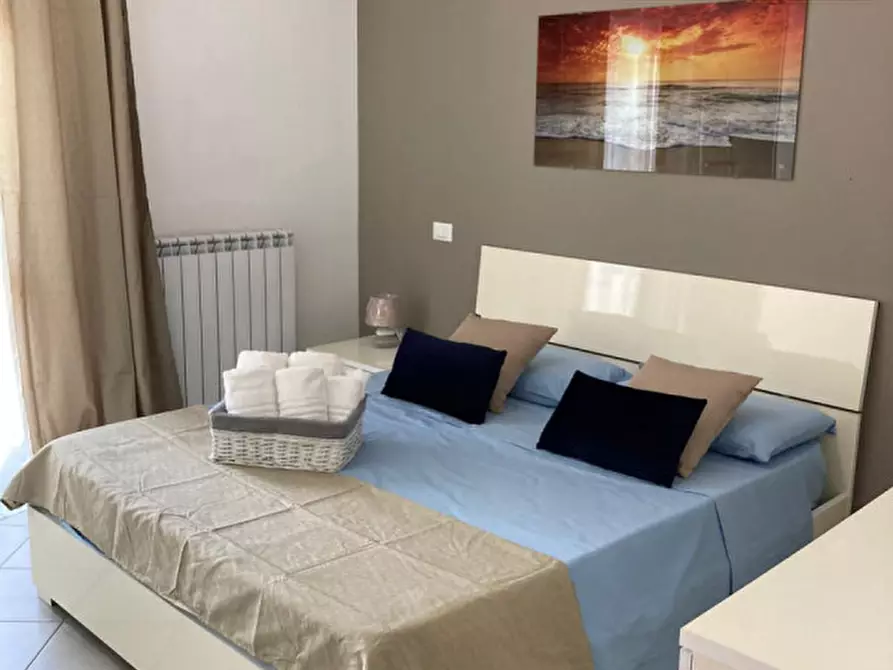 Immagine 18 di Appartamento in vendita  in via Santa Maria a Nettuno