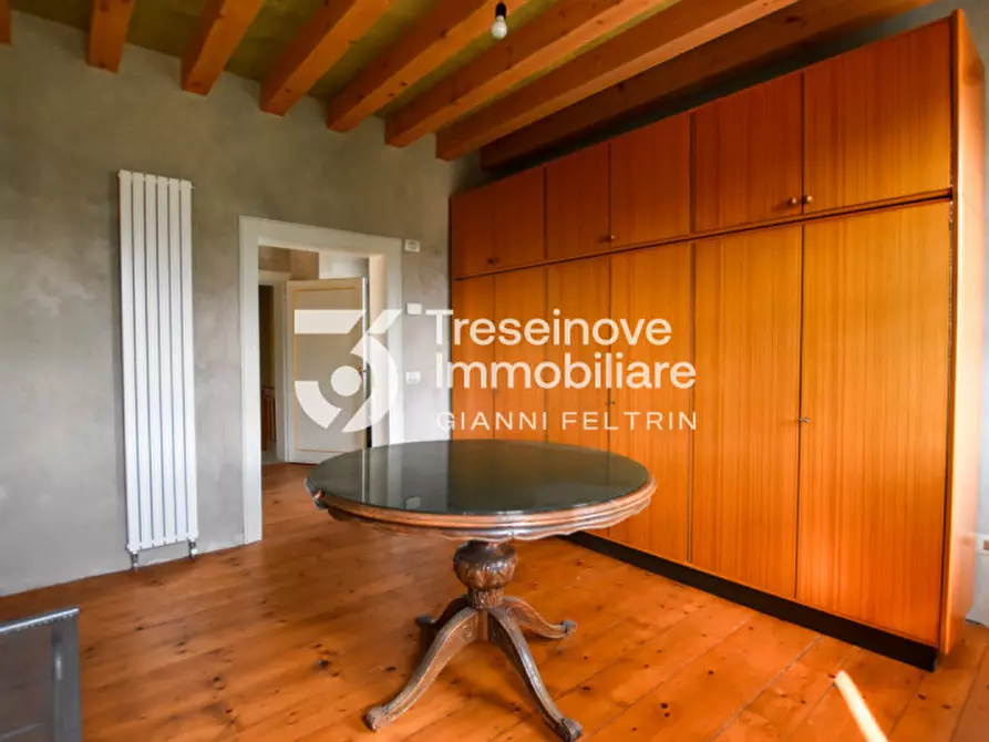 Immagine 18 di Villa in vendita  in Via Piave a Caerano Di San Marco