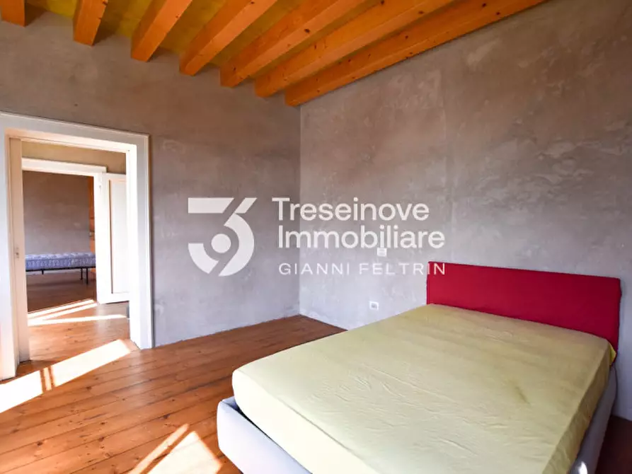 Immagine 19 di Villa in vendita  in Via Piave a Caerano Di San Marco