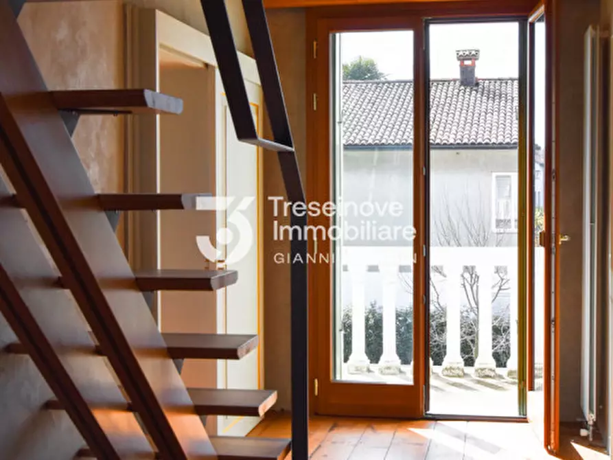 Immagine 27 di Villa in vendita  in Via Piave a Caerano Di San Marco