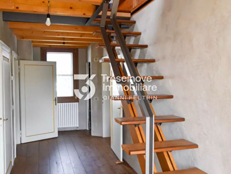 Immagine 33 di Villa in vendita  in Via Piave a Caerano Di San Marco