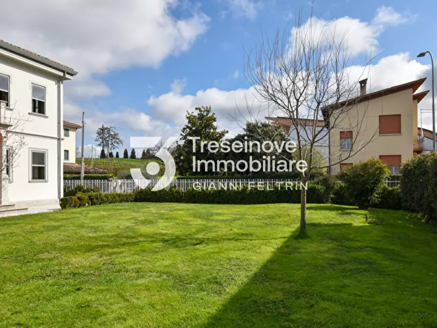 Immagine 41 di Villa in vendita  in Via Piave a Caerano Di San Marco