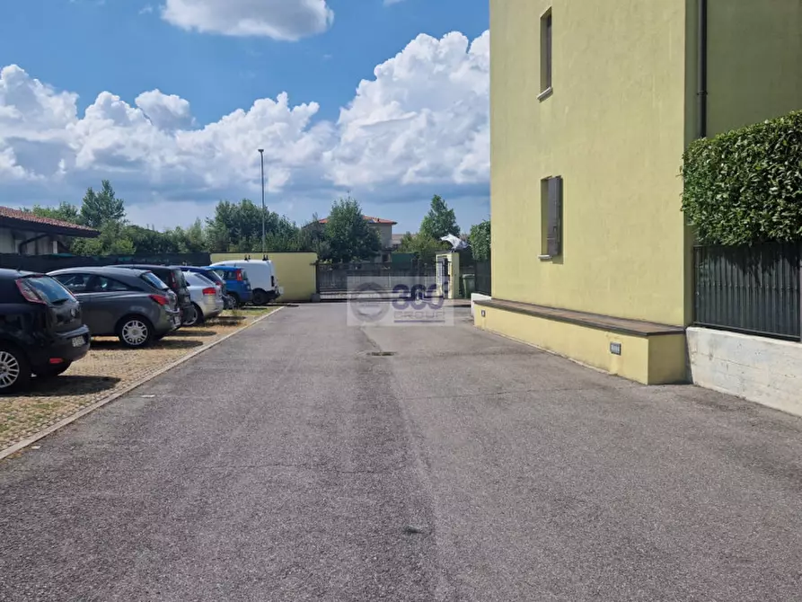 Immagine 2 di Appartamento in vendita  in Via Alessandro Volta a Gussago