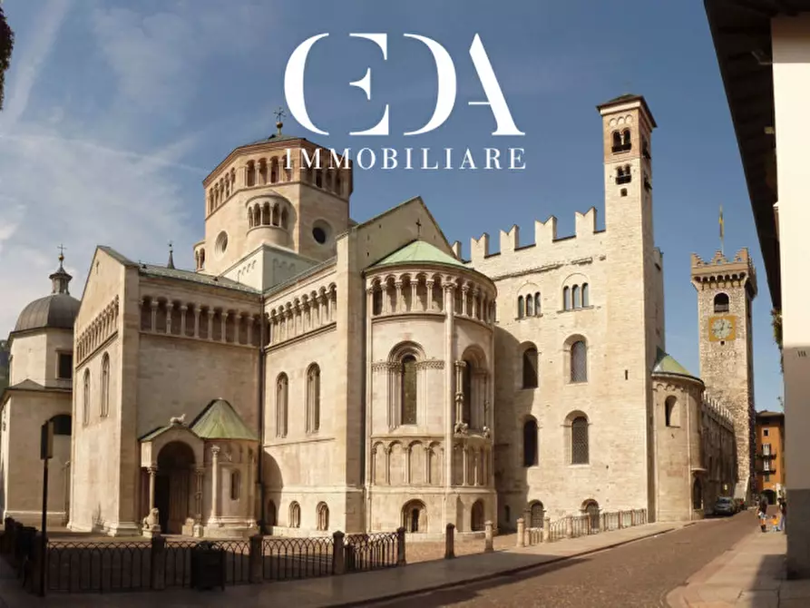 Immagine 2 di Palazzo in vendita  in via oss mazzurana a Trento