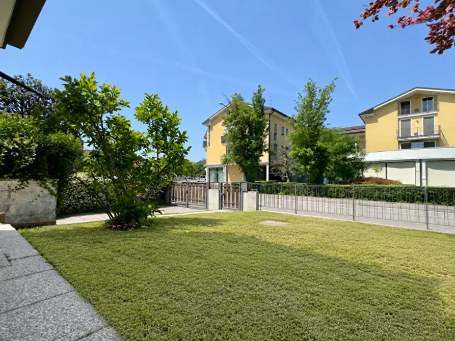 Immagine 8 di Casa quadrifamiliare in vendita  in Via Santa Maria Ausiliatrice a Selvazzano Dentro