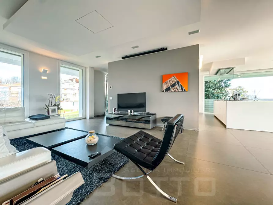 Immagine 19 di Villa in vendita  in Via Giovanni Zanetta 9 a Romagnano Sesia