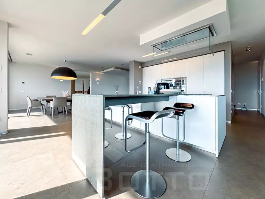 Immagine 28 di Villa in vendita  in Via Giovanni Zanetta 9 a Romagnano Sesia