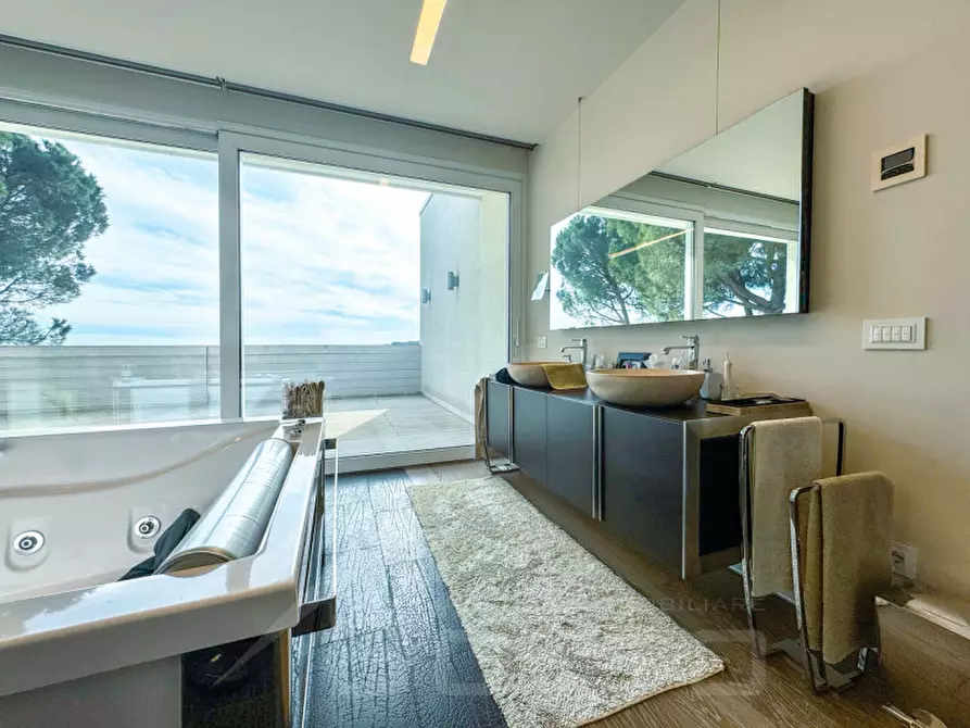 Immagine 52 di Villa in vendita  in Via Giovanni Zanetta 9 a Romagnano Sesia