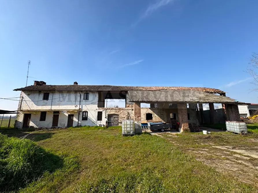 Immagine 20 di Rustico / casale in vendita  in via Cascina Venturina snc a Garlasco