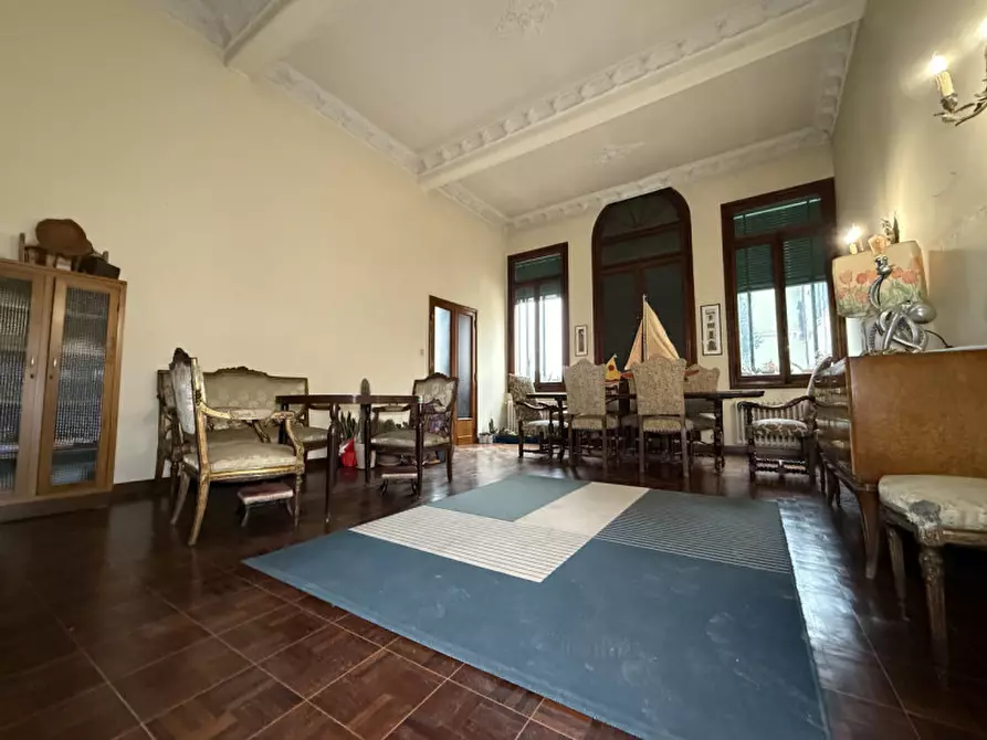 Immagine 7 di Palazzo in vendita  in via nazario sauro a Montagnana