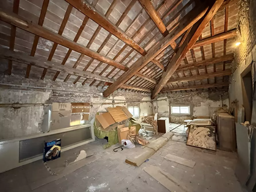 Immagine 30 di Palazzo in vendita  in via nazario sauro a Montagnana