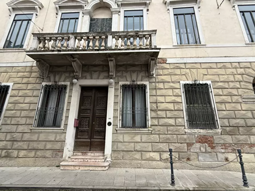 Immagine 36 di Palazzo in vendita  in via nazario sauro a Montagnana