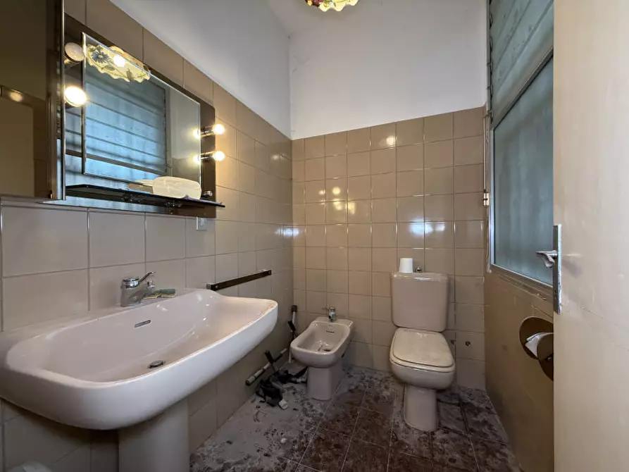 Immagine 39 di Palazzo in vendita  in via nazario sauro a Montagnana