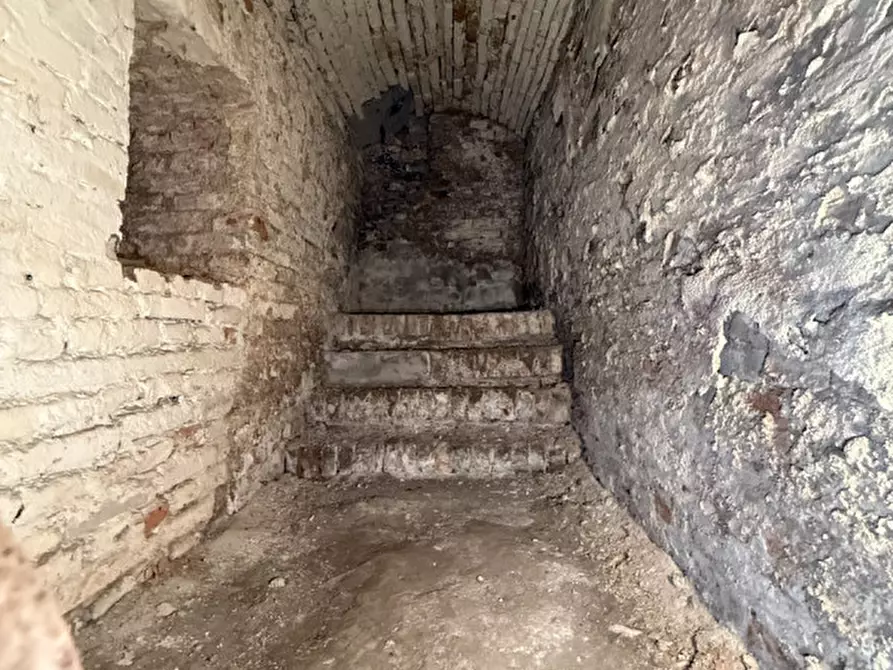 Immagine 44 di Palazzo in vendita  in via nazario sauro a Montagnana