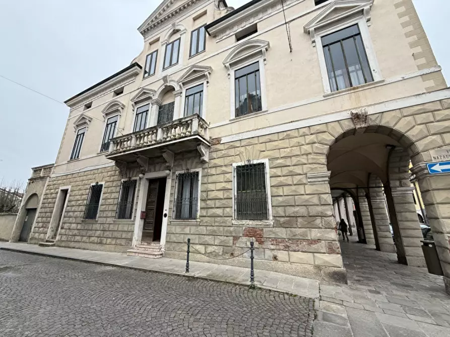 Immagine 50 di Palazzo in vendita  in via nazario sauro a Montagnana
