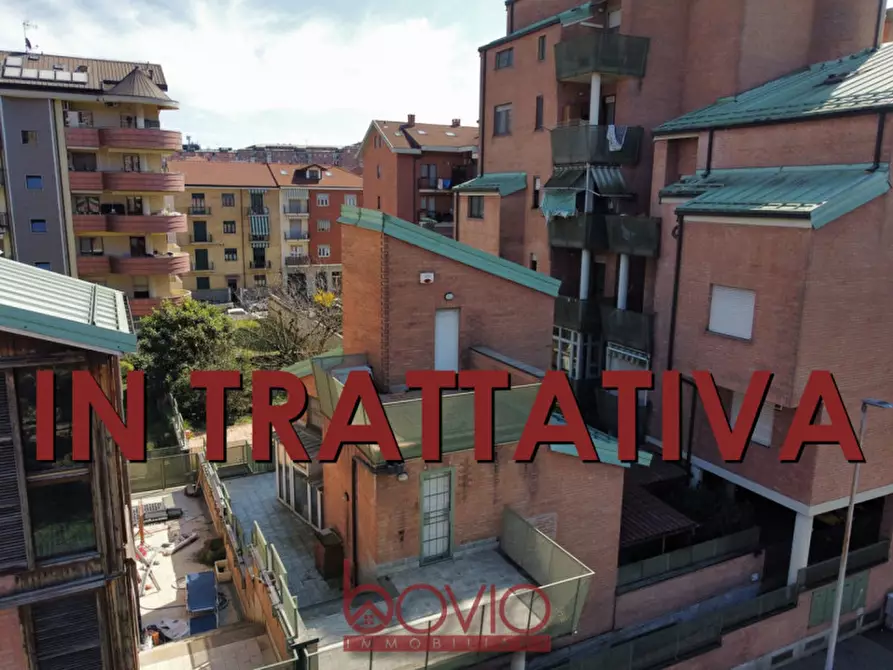 Immagine 1 di Villa in vendita  in VIA SILVESTRO LEGA 4 a Torino