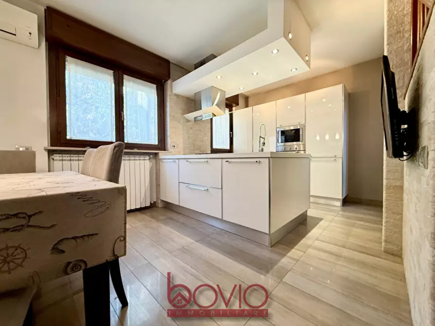 Immagine 2 di Villa in vendita  in VIA SILVESTRO LEGA 4 a Torino