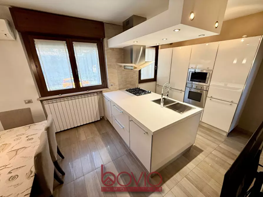 Immagine 8 di Villa in vendita  in VIA SILVESTRO LEGA 4 a Torino