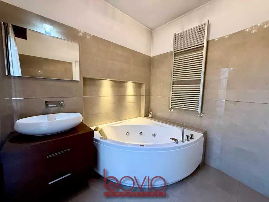 Immagine 18 di Villa in vendita  in VIA SILVESTRO LEGA 4 a Torino