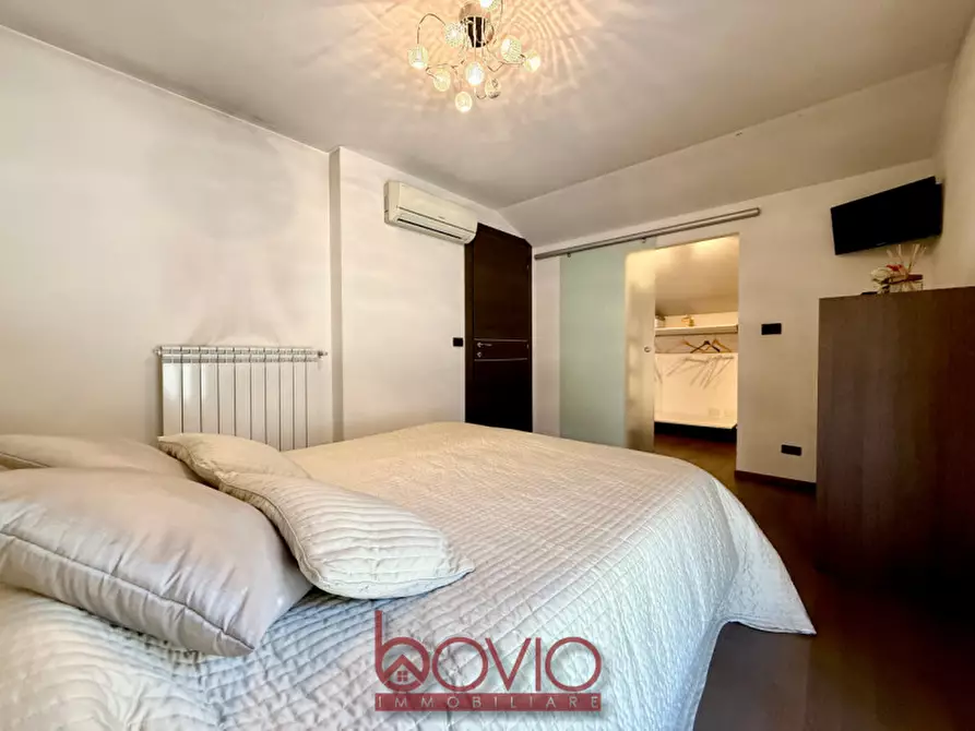 Immagine 37 di Villa in vendita  in VIA SILVESTRO LEGA 4 a Torino