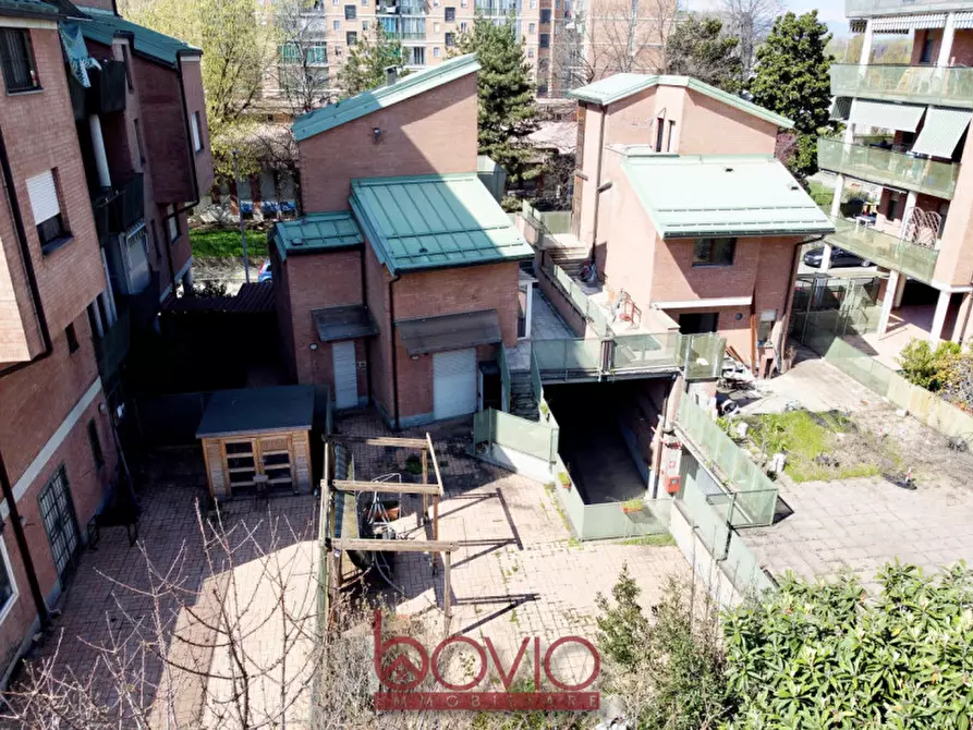 Immagine 41 di Villa in vendita  in VIA SILVESTRO LEGA 4 a Torino